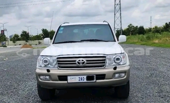 Buy Used Toyota Land Cruiser Other Car in Moung Ruessei in Battambang Province Buy Used Toyota Land Cruiser Other Car in Moung Ruessei in Battambang Province