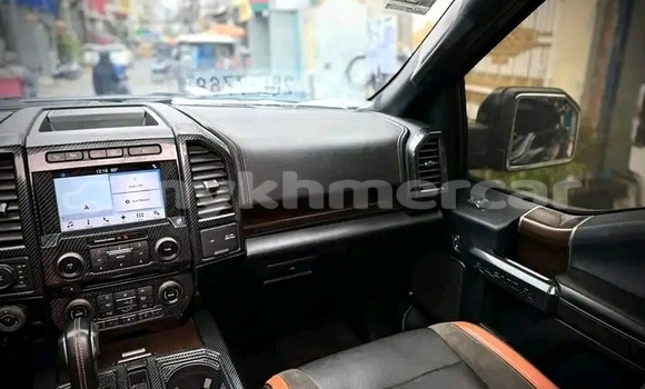 Acheter Occasion Voiture Ford Ranger Noir à Cheom Ksan, Preah Vihear Province Acheter Occasion Voiture Ford Ranger Noir à Cheom Ksan, Preah Vihear Province