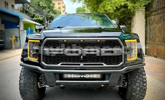 Acheter Occasion Voiture Ford Ranger Noir à Cheom Ksan, Preah Vihear Province Acheter Occasion Voiture Ford Ranger Noir à Cheom Ksan, Preah Vihear Province