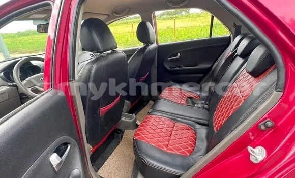 Acheter Occasion Voiture Kia Morning Rouge à Cheom Ksan, Preah Vihear Province Acheter Occasion Voiture Kia Morning Rouge à Cheom Ksan, Preah Vihear Province