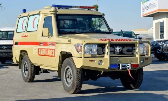 Buy New Toyota Land Cruiser Beige Car in Import - Dubai in Kampot Province Buy New Toyota Land Cruiser Beige Car in Import - Dubai in Kampot Province