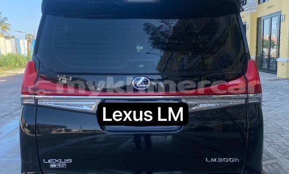 Buy Used Lexus LX 450 Black Car in Phnom Penh in Phnom Penh