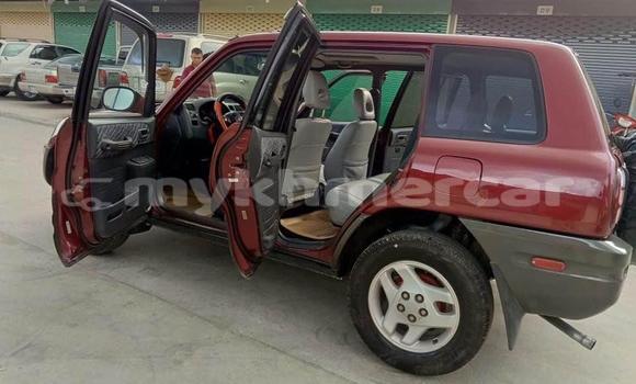 Acheter Occasion Voiture Toyota RAV4 Rouge à Chbar Mon, Kampong Speu Province Acheter Occasion Voiture Toyota RAV4 Rouge à Chbar Mon, Kampong Speu Province