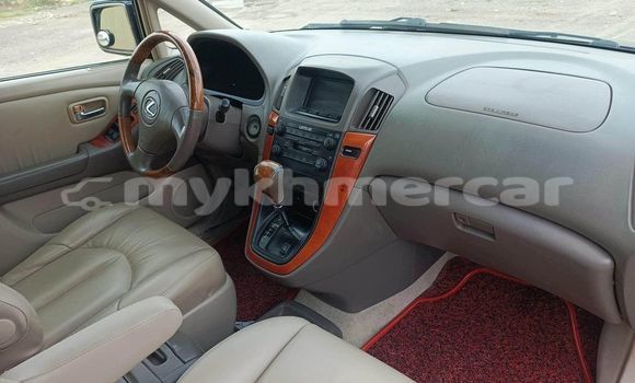 Acheter Occasion Voiture Lexus RX 300 Noir à Banteay Meanchey, Banteay Meanchey Province Acheter Occasion Voiture Lexus RX 300 Noir à Banteay Meanchey, Banteay Meanchey Province