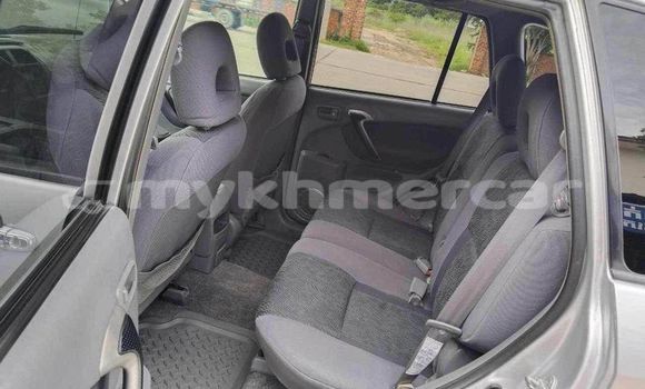 Acheter Occasion Voiture Toyota RAV4 Autre à Battambang, Battambang Province Acheter Occasion Voiture Toyota RAV4 Autre à Battambang, Battambang Province
