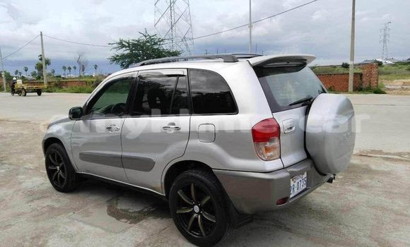 Acheter Occasion Voiture Toyota RAV4 Autre à Battambang, Battambang Province Acheter Occasion Voiture Toyota RAV4 Autre à Battambang, Battambang Province