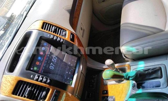 Acheter Occasion Voiture Lexus GX Blanc à Banlung, Ratanakiri Province Acheter Occasion Voiture Lexus GX Blanc à Banlung, Ratanakiri Province