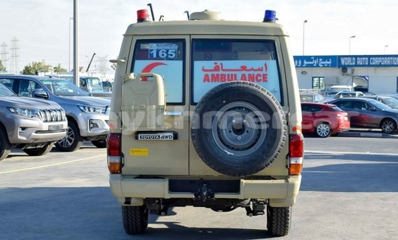 Buy New Toyota Land Cruiser Beige Car in Import - Dubai in Kampot Province Buy New Toyota Land Cruiser Beige Car in Import - Dubai in Kampot Province