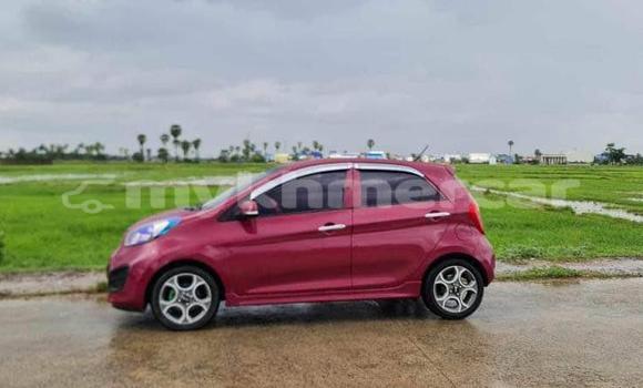 Acheter Occasion Voiture Kia Morning Rouge à Banlung, Ratanakiri Province Acheter Occasion Voiture Kia Morning Rouge à Banlung, Ratanakiri Province