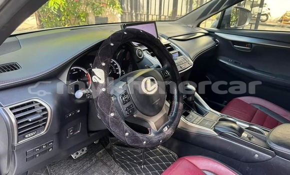 Acheter Occasion Voiture Lexus NX Blanc à Banlung, Ratanakiri Province Acheter Occasion Voiture Lexus NX Blanc à Banlung, Ratanakiri Province