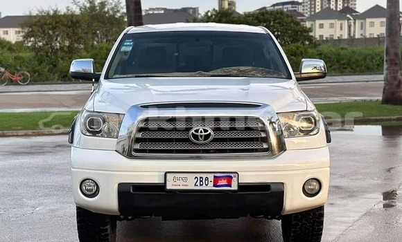 Buy Used Toyota Tundra White Car in Banlung in Ratanakiri Province Buy Used Toyota Tundra White Car in Banlung in Ratanakiri Province