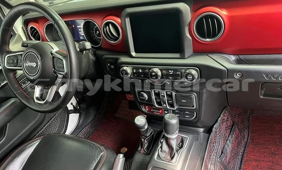 Buy Used Jeep Wrangler White Car in Banteay Meanchey in Banteay Meanchey Province Buy Used Jeep Wrangler White Car in Banteay Meanchey in Banteay Meanchey Province