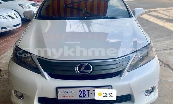 Buy Used Lexus HS White Car in Bavet in Svay Rieng Province Buy Used Lexus HS White Car in Bavet in Svay Rieng Province