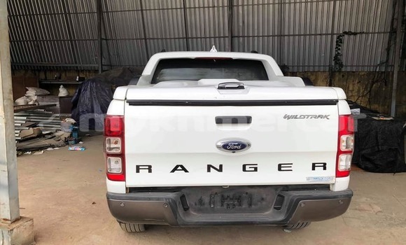 Buy Used Ford Windstar White Car in Phnom Penh in Phnom Penh Buy Used Ford Windstar White Car in Phnom Penh in Phnom Penh