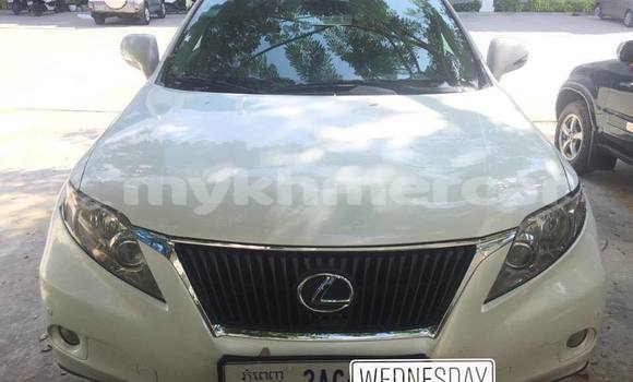 Acheter Occasion Voiture Lexus RX 350 Blanc à Phnom Penh, Phnom Penh Acheter Occasion Voiture Lexus RX 350 Blanc à Phnom Penh, Phnom Penh