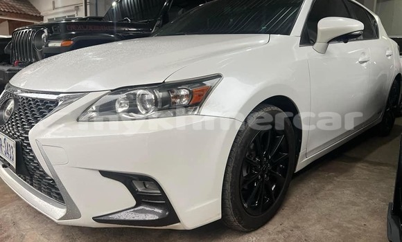 Buy Used Lexus CT White Car in Banlung in Ratanakiri Province Buy Used Lexus CT White Car in Banlung in Ratanakiri Province