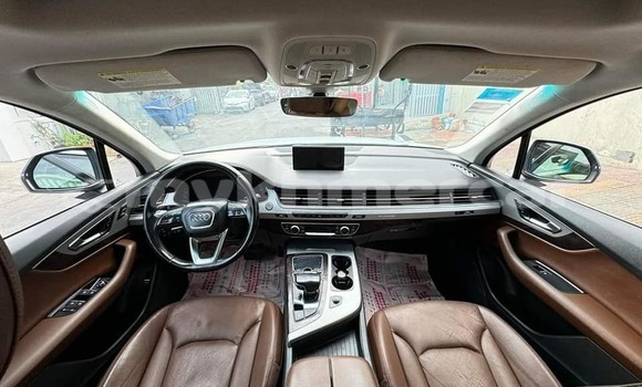 Buy Used Audi Q7 White Car in Chbar Mon in Kampong Speu Province Buy Used Audi Q7 White Car in Chbar Mon in Kampong Speu Province