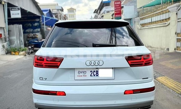 Buy Used Audi Q7 White Car in Chbar Mon in Kampong Speu Province Buy Used Audi Q7 White Car in Chbar Mon in Kampong Speu Province