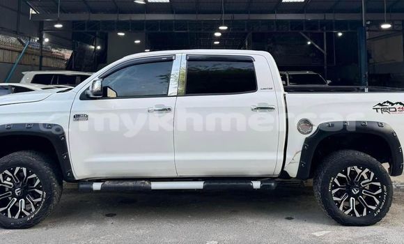 Buy Used Toyota Tundra White Car in Bavet in Svay Rieng Province Buy Used Toyota Tundra White Car in Bavet in Svay Rieng Province