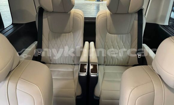 Buy Used Toyota Granvia Black Car in Chbar Mon in Kampong Speu Province Buy Used Toyota Granvia Black Car in Chbar Mon in Kampong Speu Province