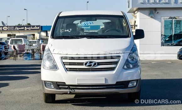 ទិញ នាំចូល Hyundai Accent White ឡាន} ក្នុង Import - Dubai ក្នុង Kampot Province ទិញ នាំចូល Hyundai Accent White ឡាន} ក្នុង Import - Dubai ក្នុង Kampot Province