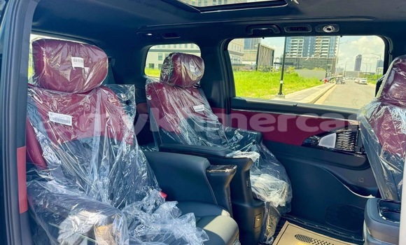 Buy Used GAC Trumpchi GS8 Black Car in Phnom Penh in Phnom Penh Buy Used GAC Trumpchi GS8 Black Car in Phnom Penh in Phnom Penh