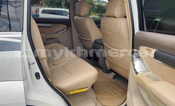 Buy Used Toyota Prado White Car in Bavet in Svay Rieng Province Buy Used Toyota Prado White Car in Bavet in Svay Rieng Province