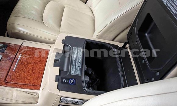 Buy Used Toyota Land Cruiser Black Car in Chbar Mon in Kampong Speu Province Buy Used Toyota Land Cruiser Black Car in Chbar Mon in Kampong Speu Province