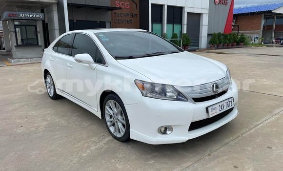 Buy Used Lexus HS White Car in Bavet in Svay Rieng Province Buy Used Lexus HS White Car in Bavet in Svay Rieng Province