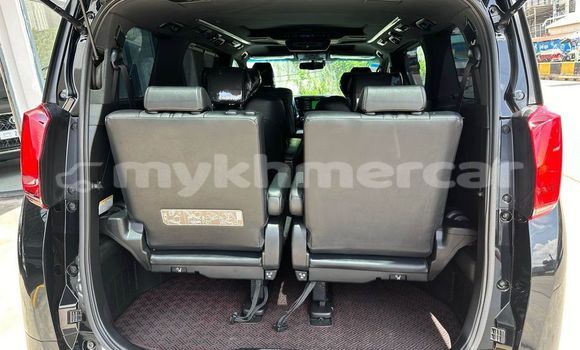 Buy Used Toyota Alphard Black Car in Bavet in Svay Rieng Province Buy Used Toyota Alphard Black Car in Bavet in Svay Rieng Province