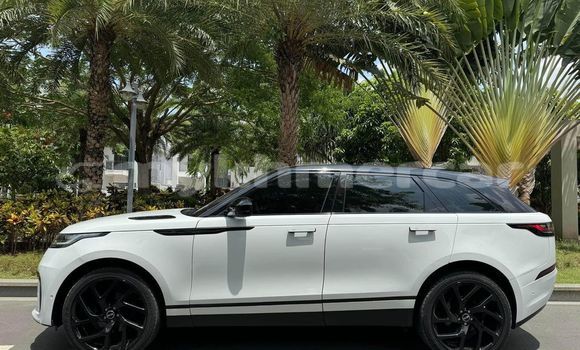 Buy Used Range Rover Range Rover White Car in Battambang in Battambang Province Buy Used Range Rover Range Rover White Car in Battambang in Battambang Province