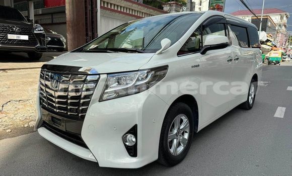 Buy Used Toyota Alphard White Car in Battambang in Battambang Province Buy Used Toyota Alphard White Car in Battambang in Battambang Province