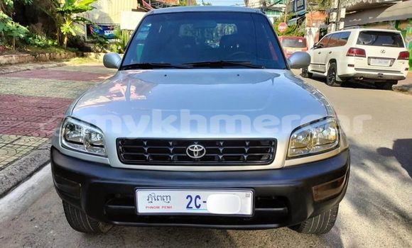 Buy Used Toyota RAV4 Other Car in Chbar Mon in Kampong Speu Province Buy Used Toyota RAV4 Other Car in Chbar Mon in Kampong Speu Province