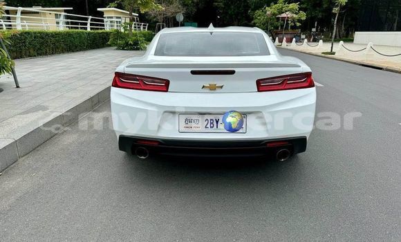 Buy Used Renault Captur White Car in Bavet in Svay Rieng Province Buy Used Renault Captur White Car in Bavet in Svay Rieng Province