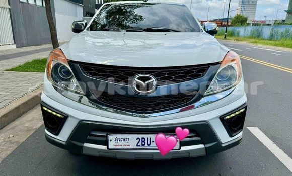 Buy Used Mazda BT-50 White Car in Chbar Mon in Kampong Speu Province Buy Used Mazda BT-50 White Car in Chbar Mon in Kampong Speu Province