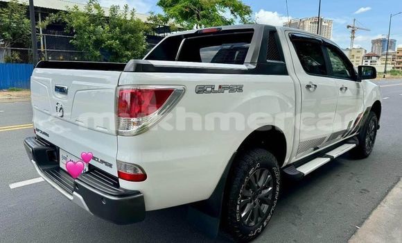 Buy Used Mazda BT-50 White Car in Chbar Mon in Kampong Speu Province Buy Used Mazda BT-50 White Car in Chbar Mon in Kampong Speu Province