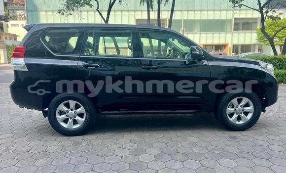 Buy Used Toyota Land Cruiser Black Car in Battambang in Battambang Province Buy Used Toyota Land Cruiser Black Car in Battambang in Battambang Province