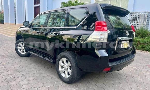 Buy Used Toyota Land Cruiser Black Car in Battambang in Battambang Province Buy Used Toyota Land Cruiser Black Car in Battambang in Battambang Province