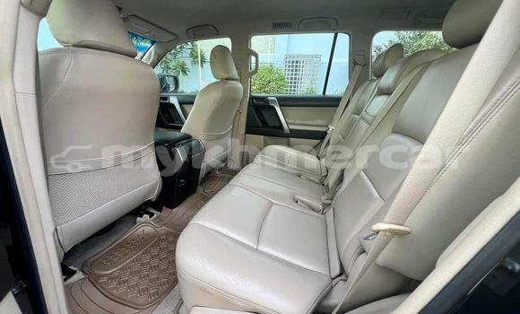 Buy Used Toyota Land Cruiser Black Car in Battambang in Battambang Province Buy Used Toyota Land Cruiser Black Car in Battambang in Battambang Province