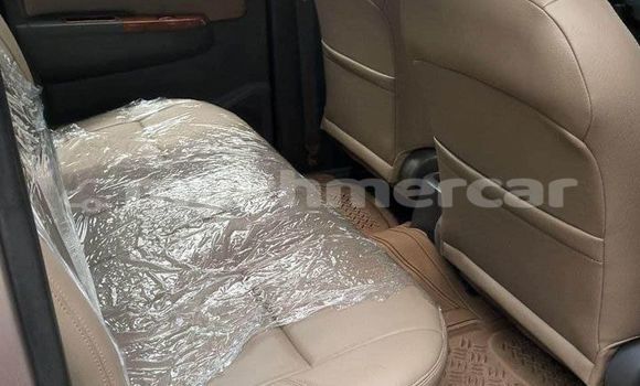 Buy Used Toyota Hiluxe VIGO White Car in Banteay Meanchey in Banteay Meanchey Province Buy Used Toyota Hiluxe VIGO White Car in Banteay Meanchey in Banteay Meanchey Province