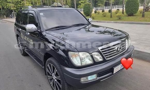 Buy Used Lexus LX 450 Black Car in Battambang in Battambang Province Buy Used Lexus LX 450 Black Car in Battambang in Battambang Province