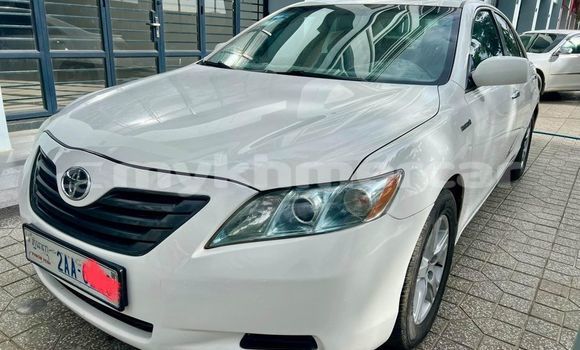 Buy Used Toyota Camry White Car in Banteay Meanchey in Banteay Meanchey Province Buy Used Toyota Camry White Car in Banteay Meanchey in Banteay Meanchey Province