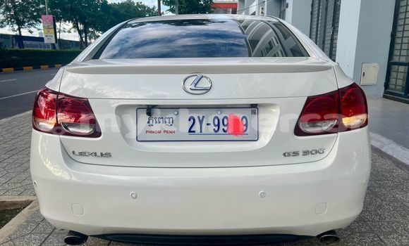 Buy Used Lexus GS White Car in Battambang in Battambang Province Buy Used Lexus GS White Car in Battambang in Battambang Province