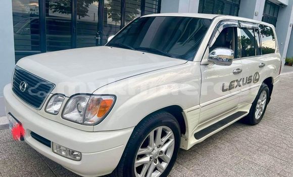 Buy Used Lexus LX 450 Other Car in Battambang in Battambang Province Buy Used Lexus LX 450 Other Car in Battambang in Battambang Province