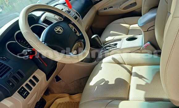 Buy Used Toyota Tacoma White Car in Banteay Meanchey in Banteay Meanchey Province Buy Used Toyota Tacoma White Car in Banteay Meanchey in Banteay Meanchey Province