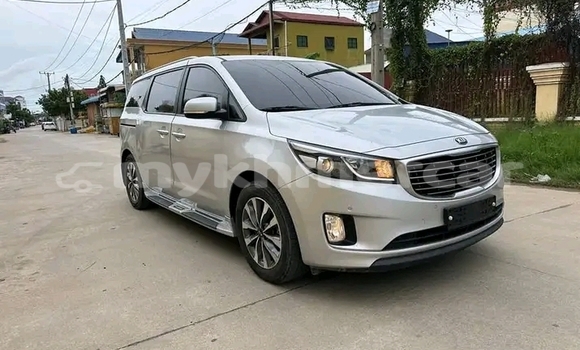 Buy Used Kia Carnival Other Car in Khŭm Sráng in Kampong Speu Province Buy Used Kia Carnival Other Car in Khŭm Sráng in Kampong Speu Province