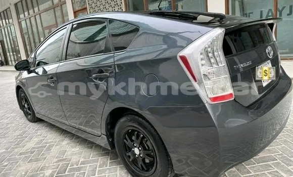 Buy Used Toyota Prius Black Car in Chbar Mon in Kampong Speu Province Buy Used Toyota Prius Black Car in Chbar Mon in Kampong Speu Province