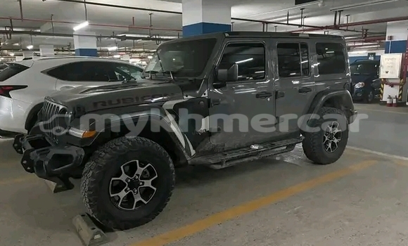 Buy Used Jeep Renegade Black Car in Kep in Kep Province Buy Used Jeep Renegade Black Car in Kep in Kep Province