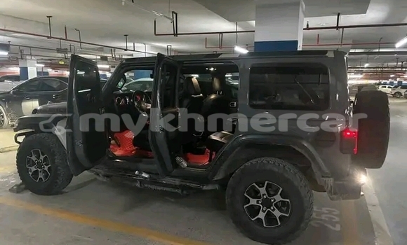 Buy Used Jeep Renegade Black Car in Kep in Kep Province Buy Used Jeep Renegade Black Car in Kep in Kep Province