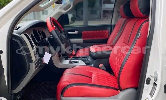 Buy Used Toyota Tundra Other Car in Kampong Chhnang in Kampong Chhnang Province Buy Used Toyota Tundra Other Car in Kampong Chhnang in Kampong Chhnang Province